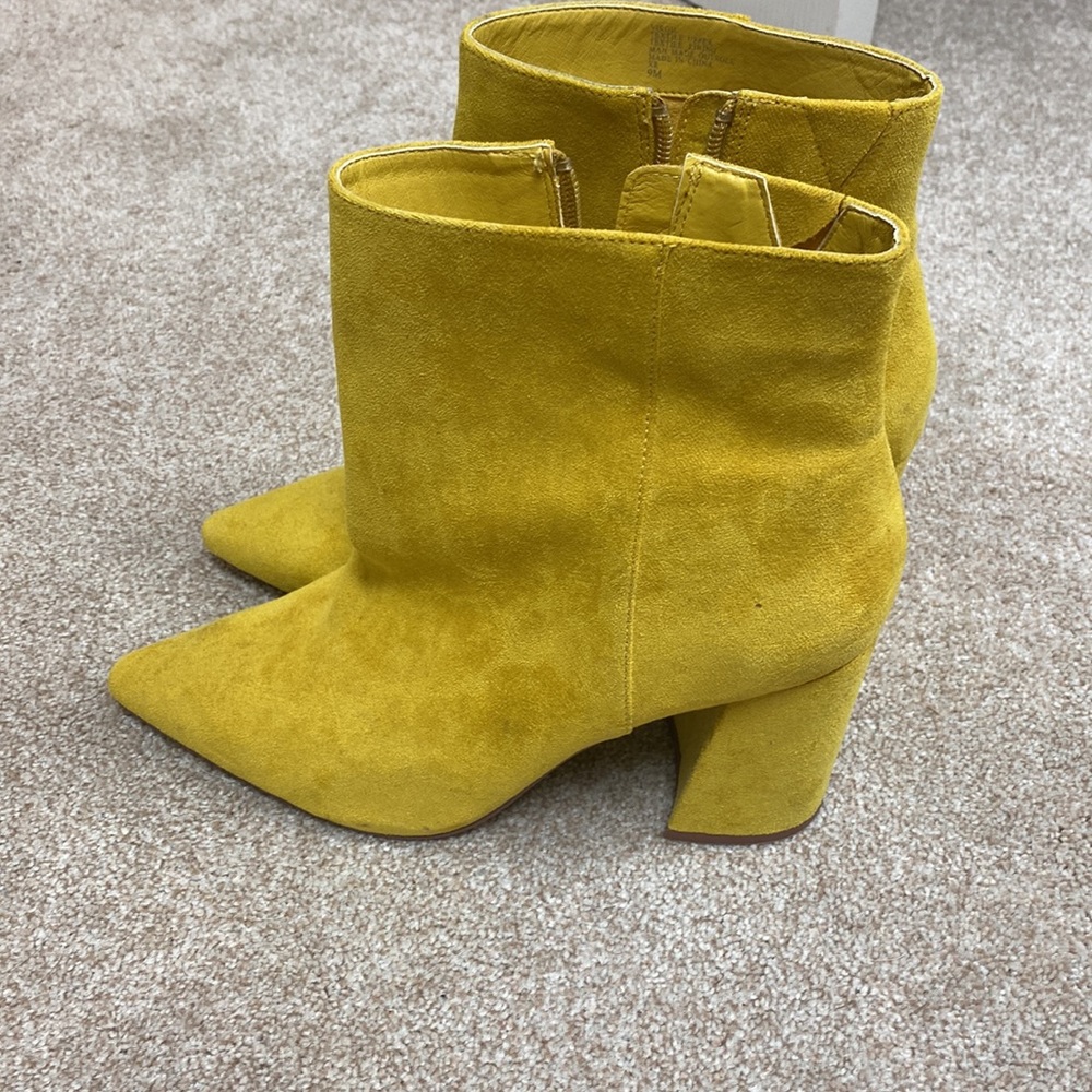 Gently Used Charles By Charles And David Yellow S… - image 3